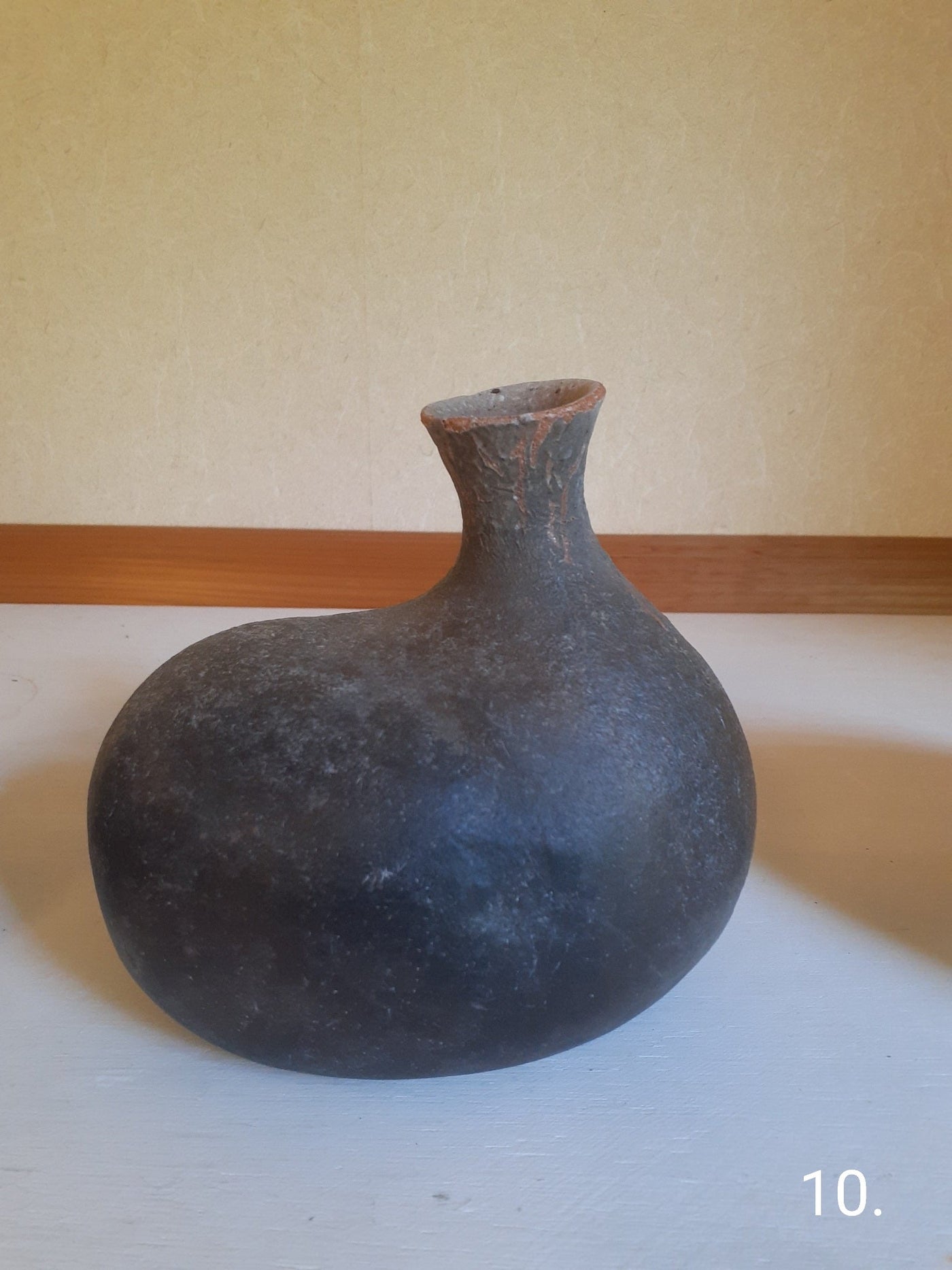 Yoshimitsu Ishihara, Carbonized Vessel 'Stomach 1', 2022 (YI2410)