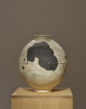 Kansai Noguchi, Moon Jar, 2025 (KN2501)