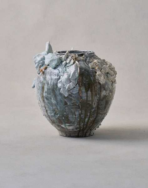 Akiko Hirai 'Medium Moon Jar No.05, 2025' (AH2527) – Guild Gallery NY