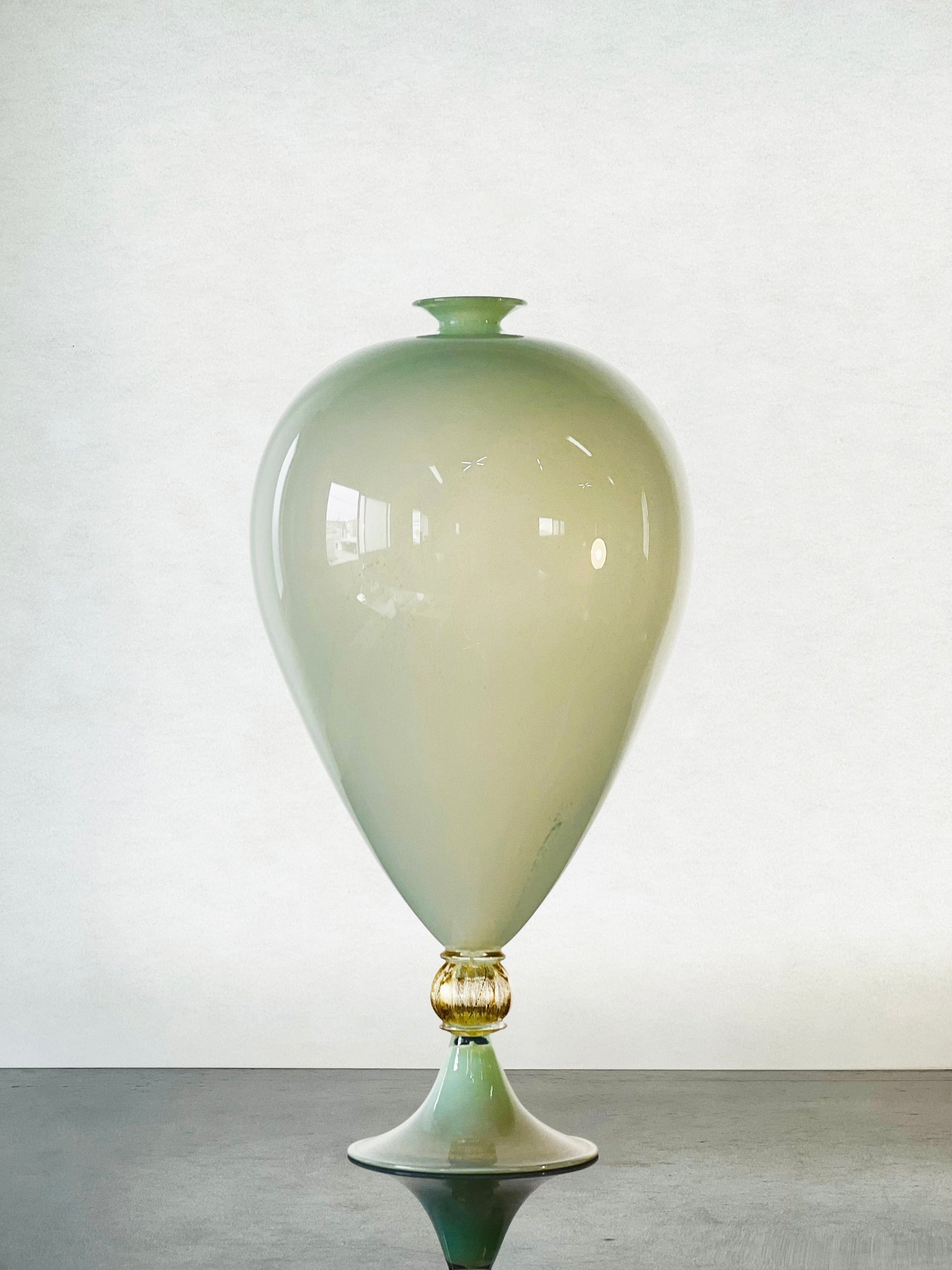 Hyunsung Cho Mint Small Vase 2023 (HCVV06)