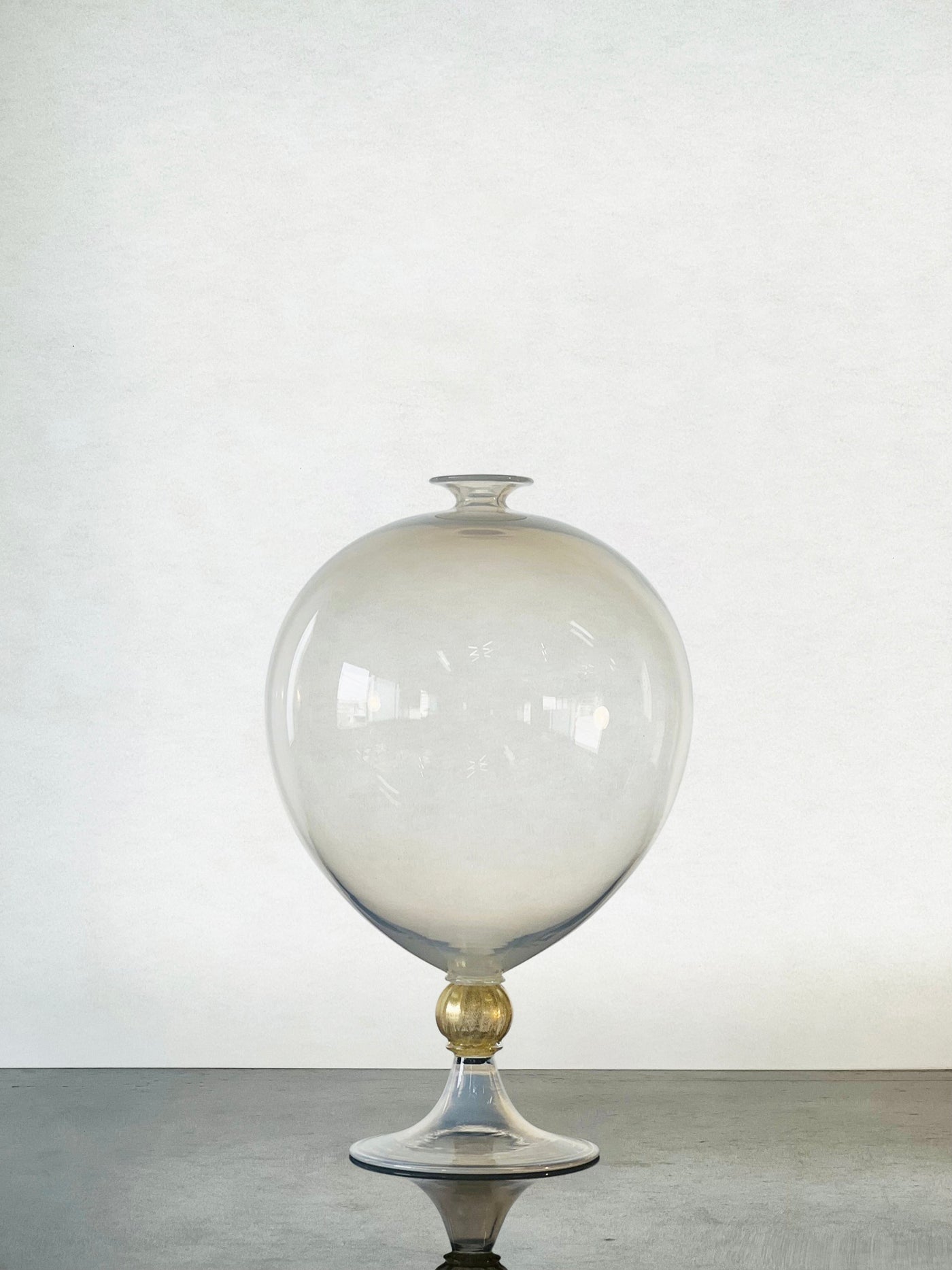 Hyunsung Cho Light Alabaster Ball Vase 2023 (HCVV07)