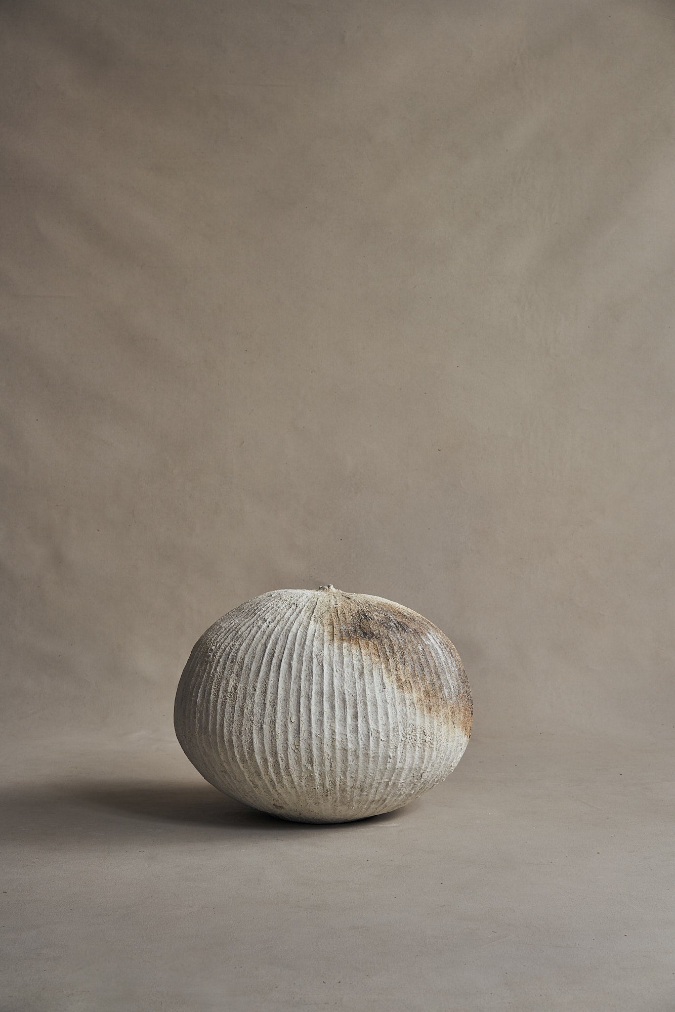 Akiko Hirai Poppy Pod "Untitled" 2021 (Ahpp52)