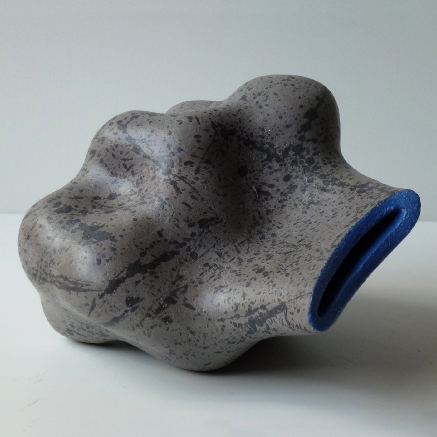 Martin Pearce, Blue Lip II, 2019 (MP1902)