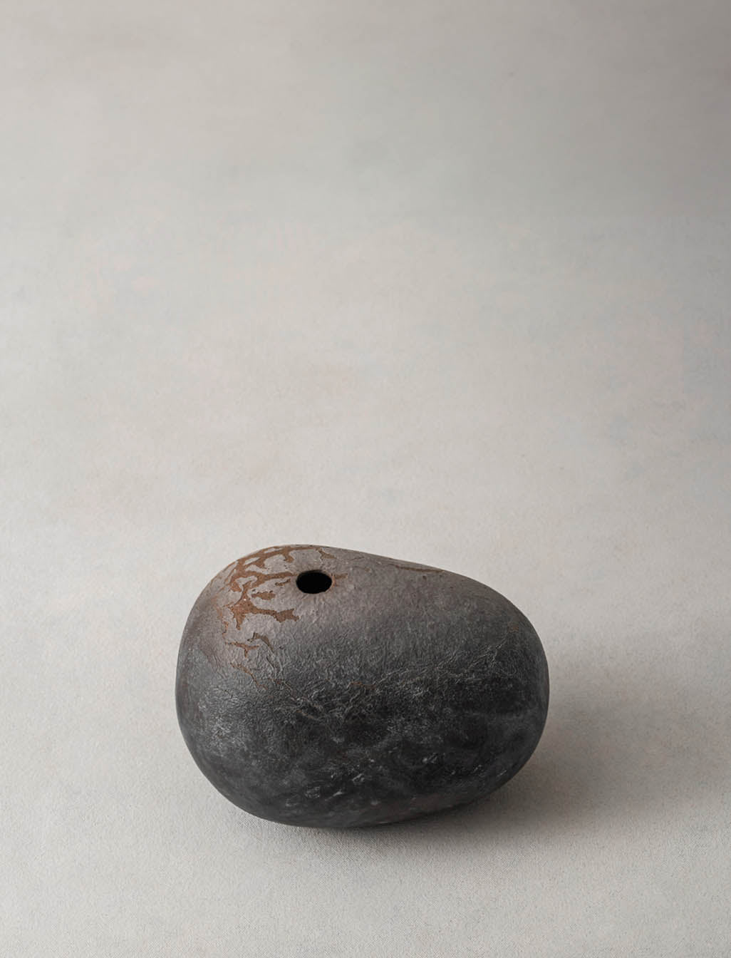 Yoshimitsu Ishihara, 'Fruit' Carbonized Vessel, 2022 (YI2424)