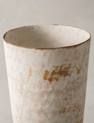 Yoshimitsu Ishihara, 'White' Rust Tall Vessel, 2021 (YI2402)