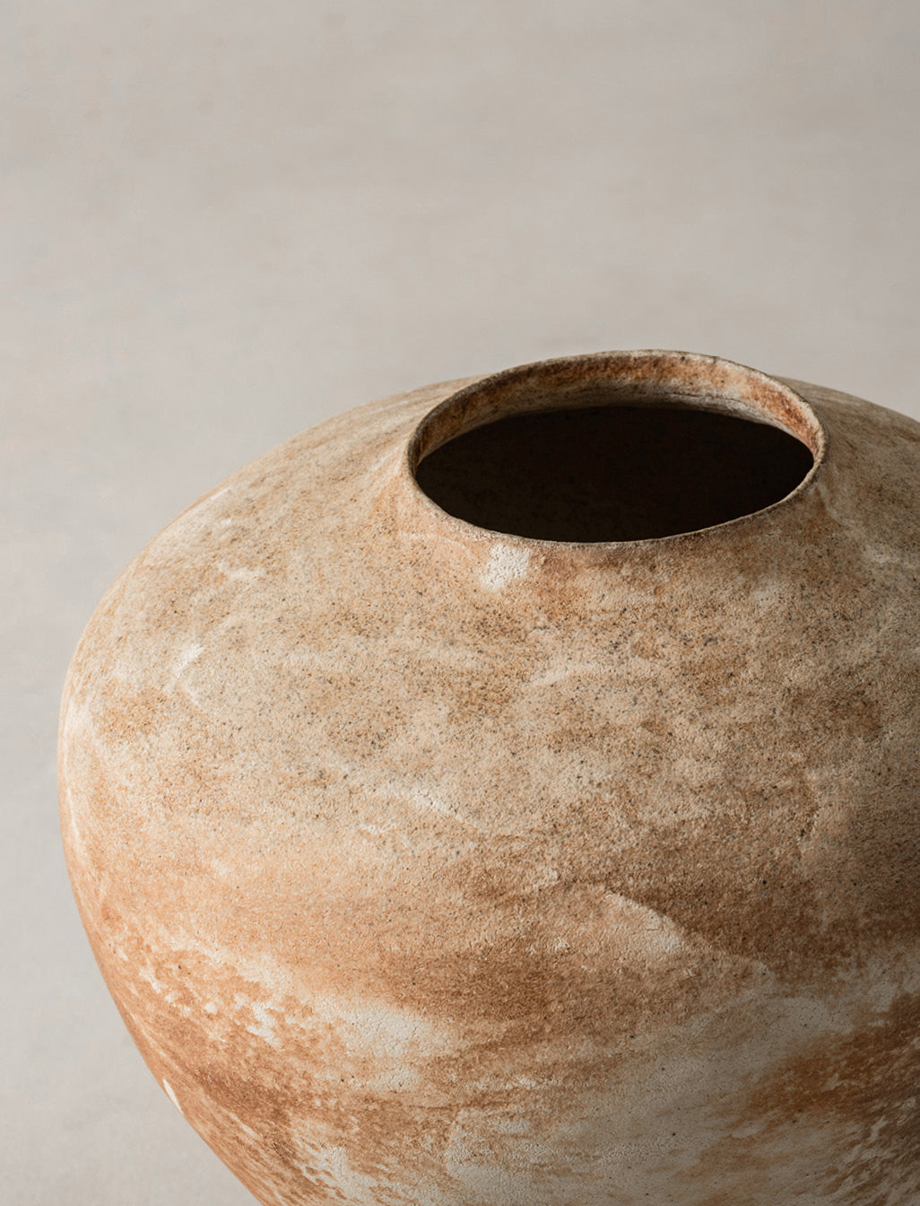 Yoshimitsu Ishihara, Rust Jar, 2021 (YI2405) – Guild Gallery NY