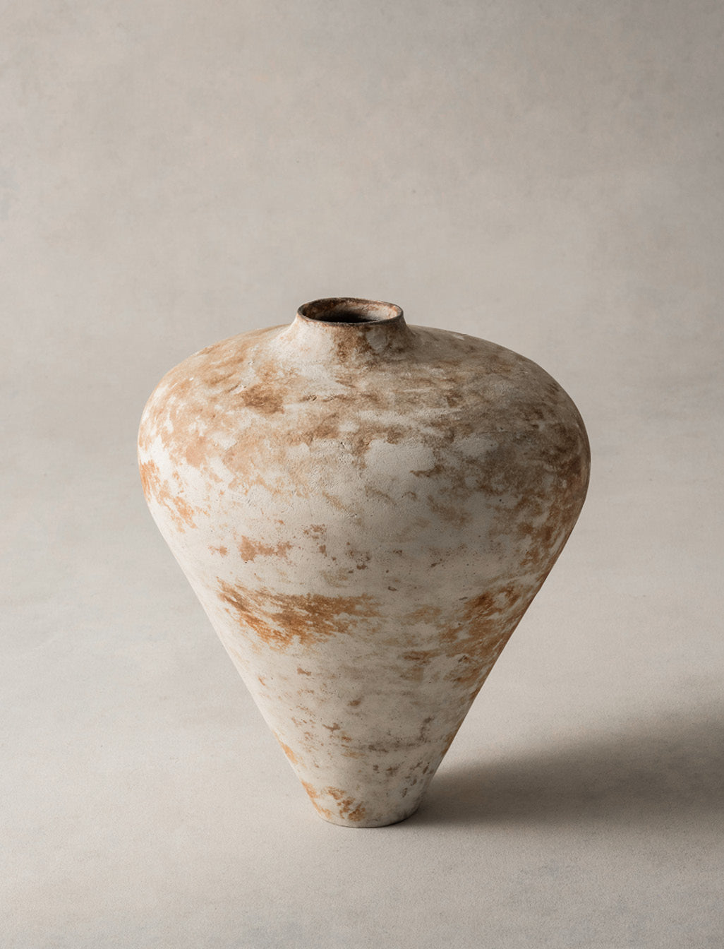 Yoshimitsu Ishihara, Rust Jar, 2022 (YI2418)