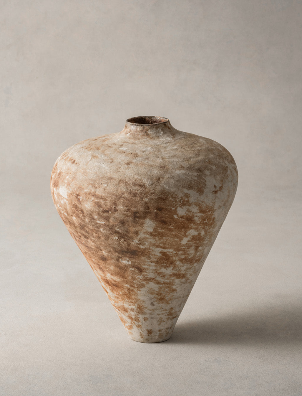 Yoshimitsu Ishihara, Rust Jar, 2022 (YI2418)